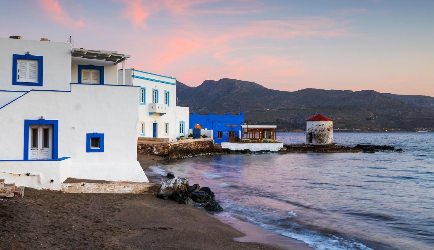 Leros Adası Gezi Rehberi 2026: Gezilecek Yerler, Plajlar ve Oteller