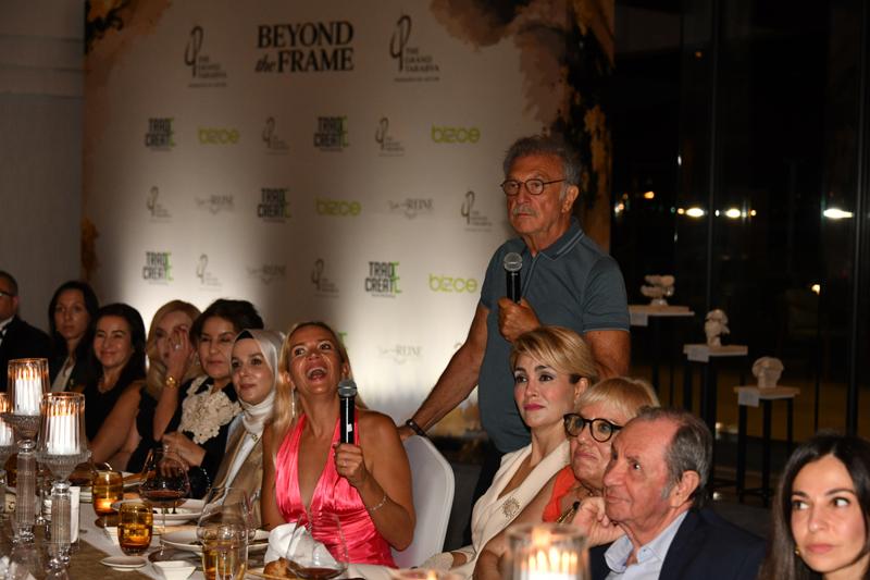 Boğaz'da Sohbet Dolu Gece