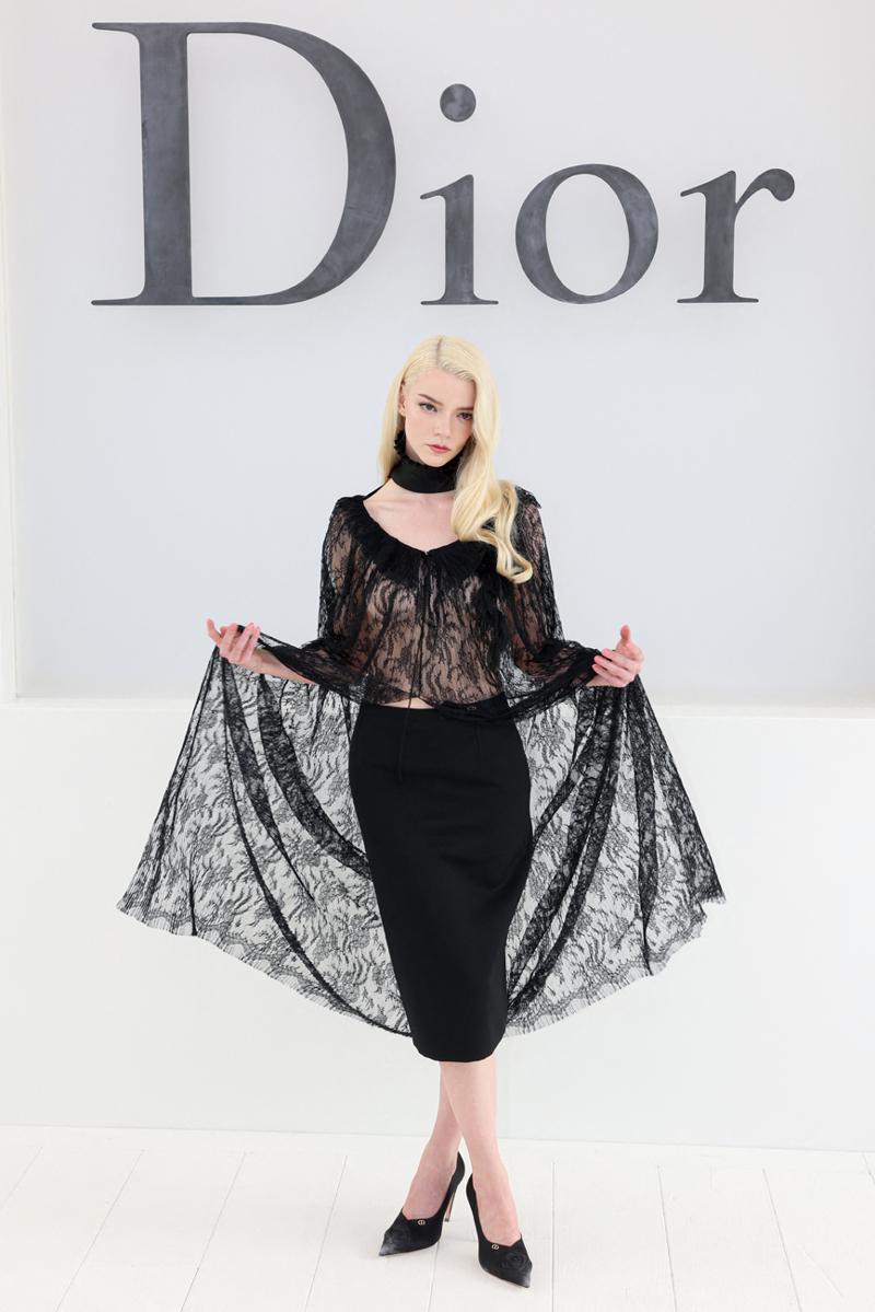 Dior 2027 İlkbahar/Yaz Defilesinde Yıldızlar Geçidi
