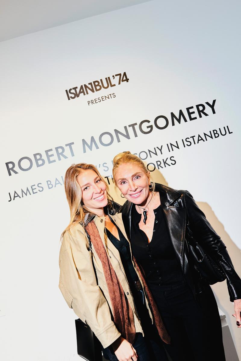 ISTANBUL'74 Robert Montgomery'nin Yeni Sergisine Ev Sahipliği Yapıyor