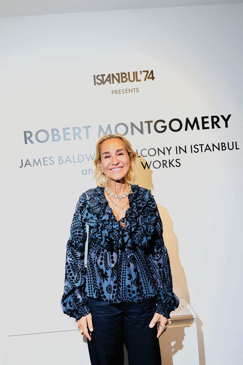 ISTANBUL'74 Robert Montgomery'nin Yeni Sergisine Ev Sahipliği Yapıyor