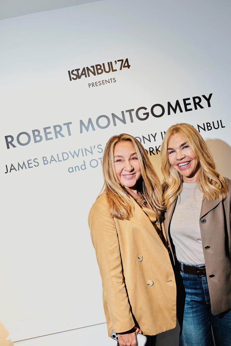 ISTANBUL'74 Robert Montgomery'nin Yeni Sergisine Ev Sahipliği Yapıyor