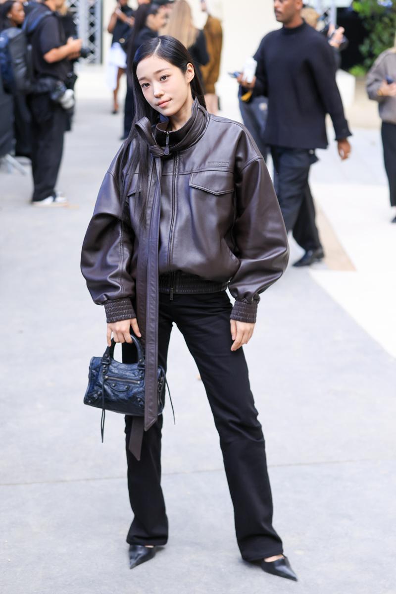 Balenciaga 2027 İlkbahar/Yaz Defilesinde Ünlülerin Stil Buluşması