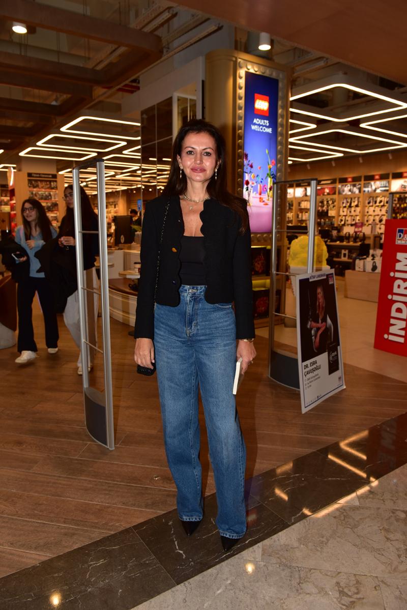 Aslı Gümüşel'in “Ne Gerek Vardı?” Kitabı Okurlarla Buluştu