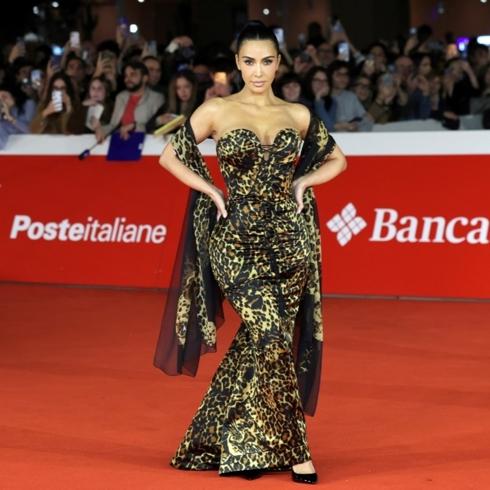 Kim Kardashian'ın Roma Film Festivali'nde Arşiv Modası Tercihi