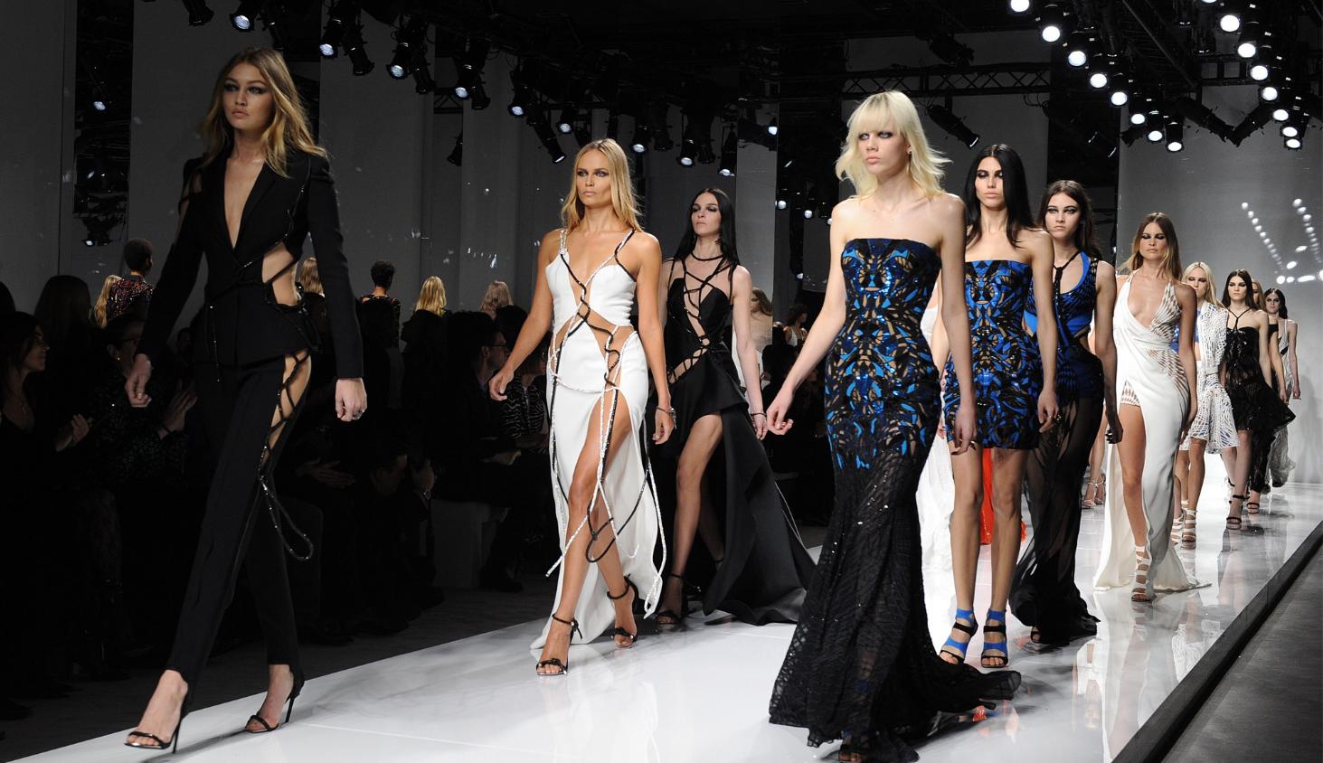 Versace, Pieter Mulier ile Haute Couture Dünyasına Geri Dönüyor