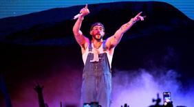 Bad Bunny, Super Bowl 2026'nın Ara Şovunun Yıldızı Oluyor