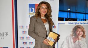 İmza Gününe Yoğun İlgi