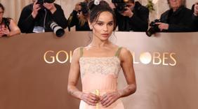 French Maniküre Puslu Bir Dokunuş: Cloudy French