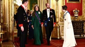 Kate Middleton'ın Windsor Castle'da Zarif Stil Notu