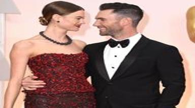 BEHATI PRINSLOO VE ADAM LEVINEİN KIZLARI DOĞDU