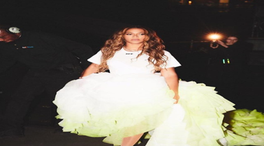 BEYONCÉ'NİN TERCİHİ OFF-WHITE