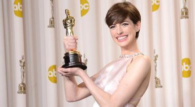 Anne Hathaway'in En İyi Dizi ve Filmleri