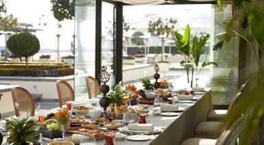 Four Seasons Hotels Istanbul'da Ramazan Rüzgarı