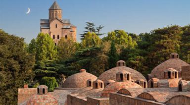 Yeni Yıla Tiflis'te Girmeye Ne Dersiniz?