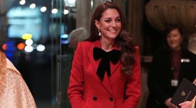 Kate Middleton Yılbaşı Ruhuna Girdi