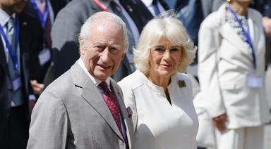Kral Charles ve Kraliçe Camilla'dan 20. Evlilik Yıl Dönümüne Özel Ziyaret
