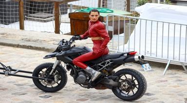 Podyumdan Ekrana Bella Hadid