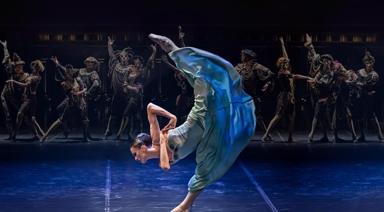 Anna Karenina AKM Sahnesinde