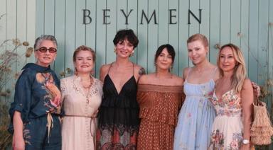 Ege Kıyılarında Zamansız Bir Buluşma