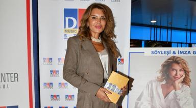 İmza Gününe Yoğun İlgi