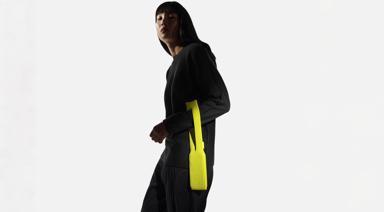 Issey Miyake ve Apple ile Teknoloji Odağında Moda Deneyimi