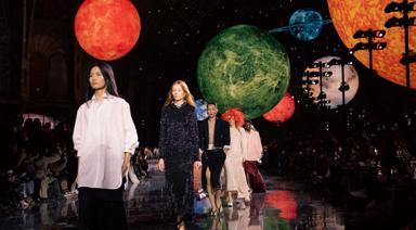 Hayal Sahnesi: Moda ve Mekan İlişkisinde Podyumların Set Tasarımı