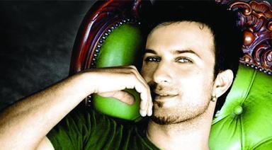 Dünden Bugüne Megastar Tarkan