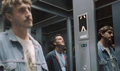 “All of Us Strangers” Filmi Hakkında Merak Edilenler