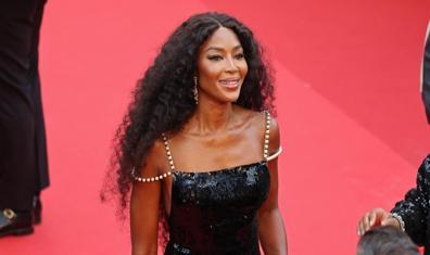 Kıvırcık Saçları Yıpratmadan Boyamanın Yolları