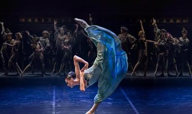 Anna Karenina AKM Sahnesinde