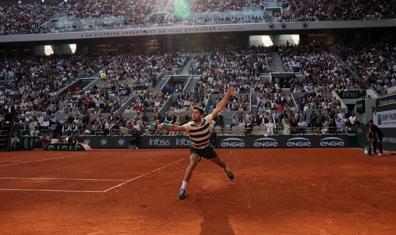Roland Garros 2025 Şampiyonu Carlos Alcaraz!