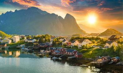 Norveç Fiyortları ve Lofoten Adaları Gezi Rehberi