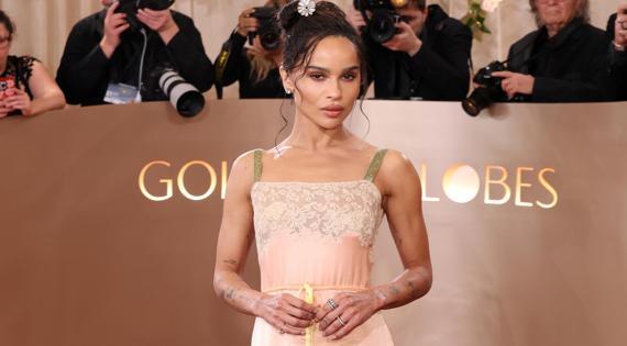 French Maniküre Puslu Bir Dokunuş: Cloudy French