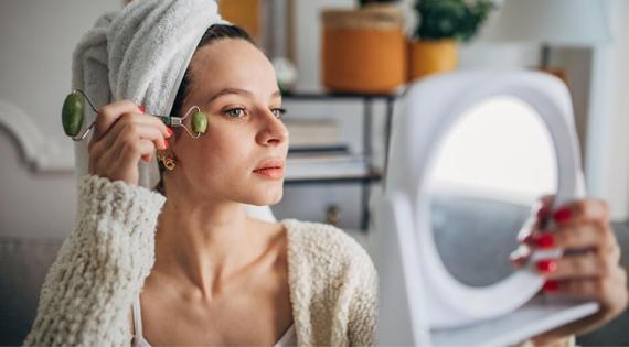 Clean Girl Estetiğinden Longevity Estetiğine: Minimalizm Neye Hizmet Ediyor?