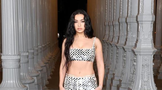 Charli xcx “Music, Fashion, Film” Albümünü Nashville'de İlk Kez Canlı Seslendirdi