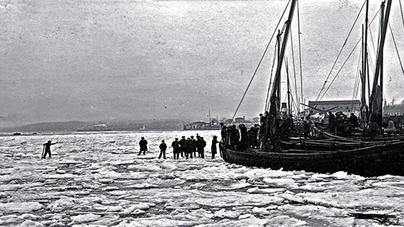 1929 VE 1954 YILLARINDA İSTANBUL'DA YAŞANAN EN AĞIR KIŞ'IN SERGİSİ