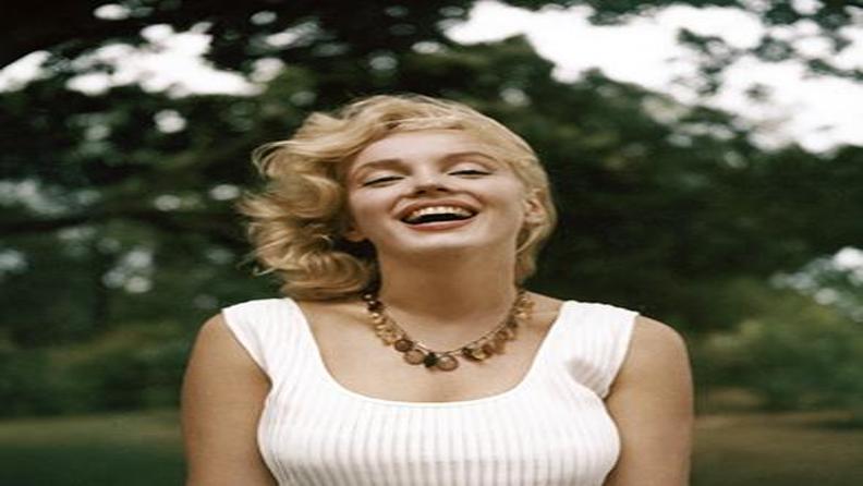 SİNEMA TARİHİNİN EN ÇOK FOTOĞRAFI ÇEKİLEN KADIN: MARILYN MONROE