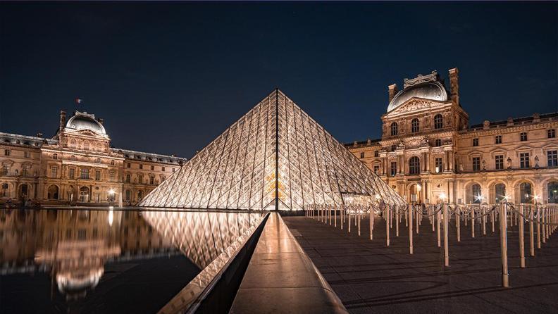 Londra ve Paris'te Sanat Dünyasında Neler Oluyor?