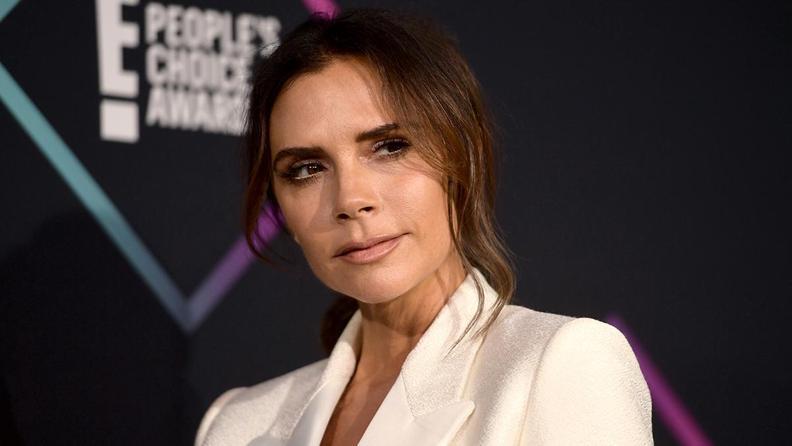 Victoria Beckham'dan Anlamlı Kolye