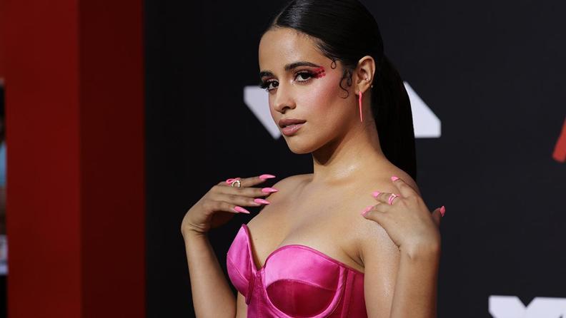 Camila Cabello Victoria's Secret'ın Yüzü Oldu