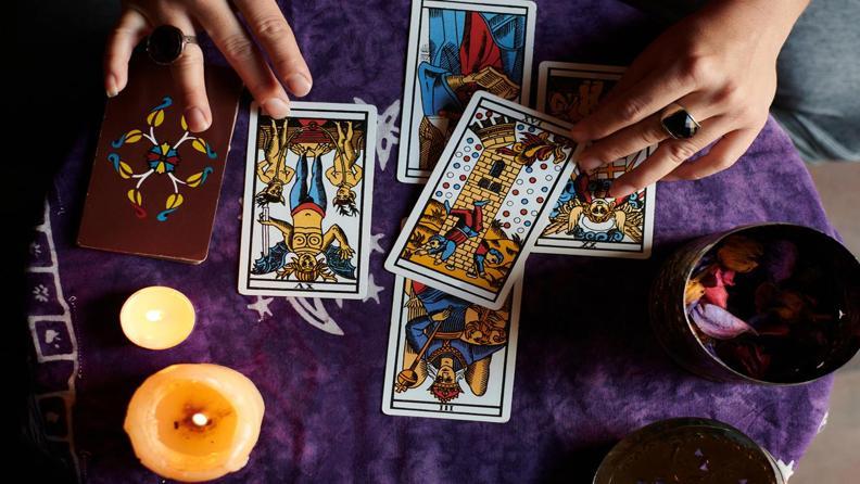 Tarot Falı Nedir? Tarot Kartlarının Anlamları