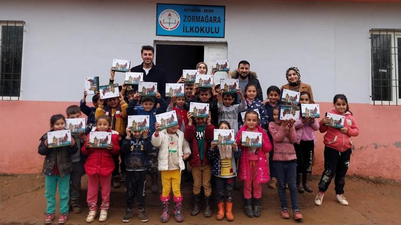 El Ele Eğitim Ve Kültür Derneği'nden Opi Bilim Kitleri