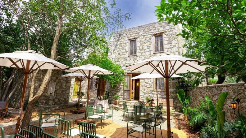 Eski Datça'ya Sanatla Örülü Yeni Bir Mekan