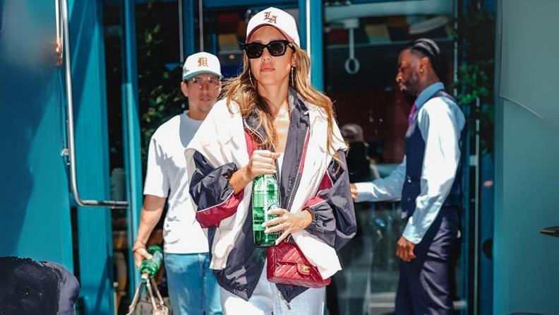 Jessica Alba ve Danny Ramirez New York'ta Görüntülendi