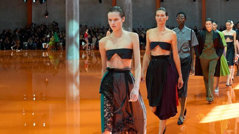 Prada'dan Yeni Bir Ders: Moda Sorgusu