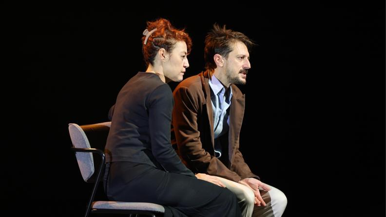 Müzik, Aşk ve Anılar Sahnede: “Elma Labrador Çimen”