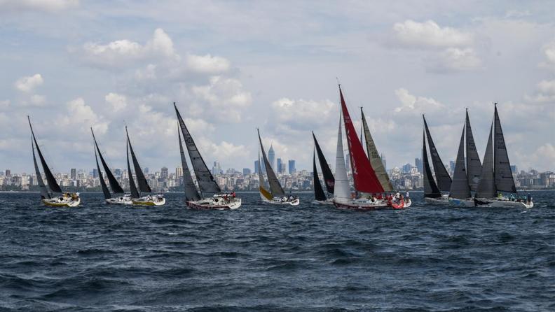 Kadınların Yelken Yarışı 11'inci Kez İstanbul'da
